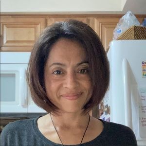 Meet your Posher, Sonia